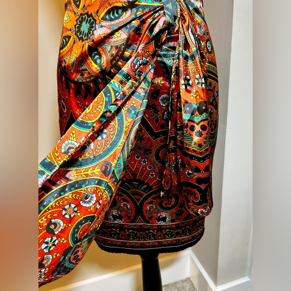 RICHIE TAILOR Faux Wrap with Sash Detail Mini Skirt Sz M - Picture 3 of 9